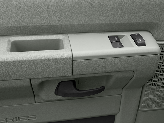 2013 Ford E-350 Super Duty XLT