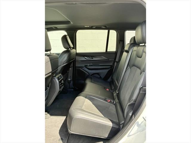 2025 Jeep Grand Cherokee Altitude X 4x4