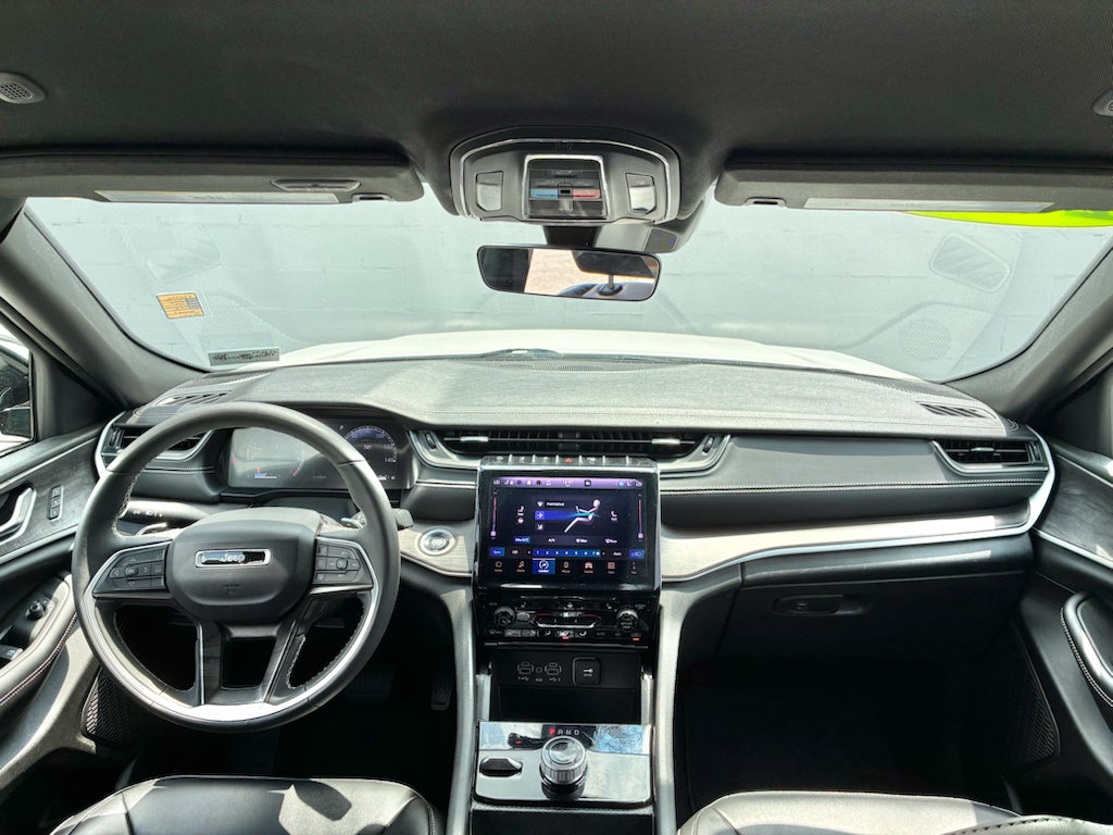 2025 Jeep Grand Cherokee Limited 4x4