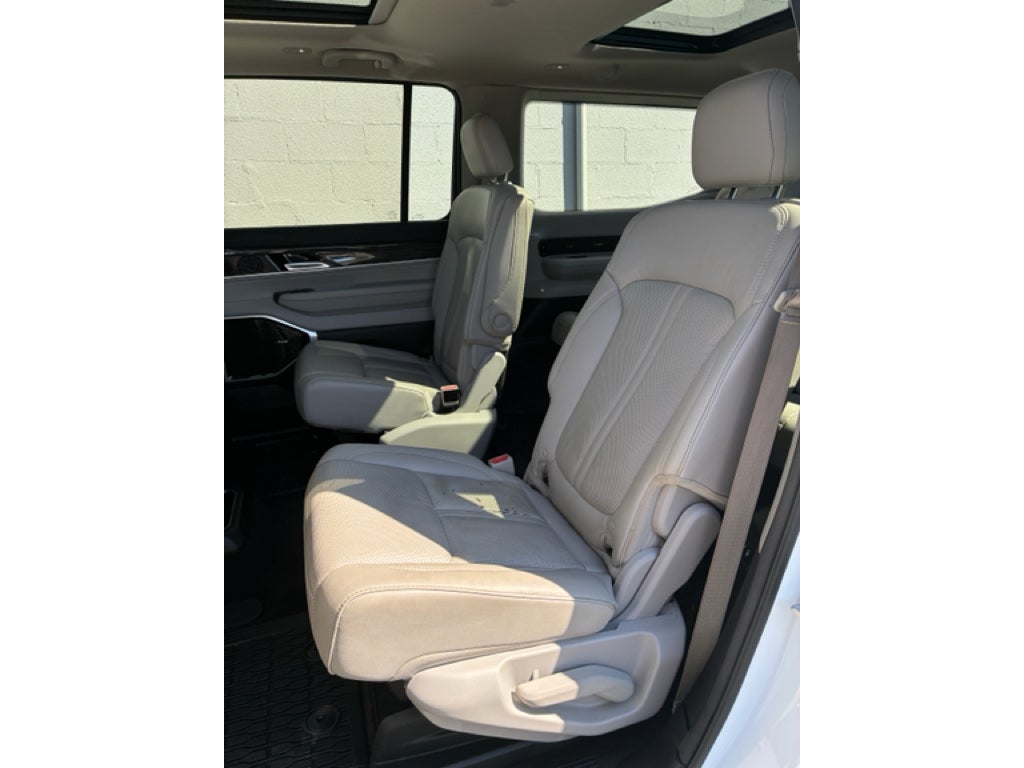 2022 Jeep Wagoneer Series III 4x4