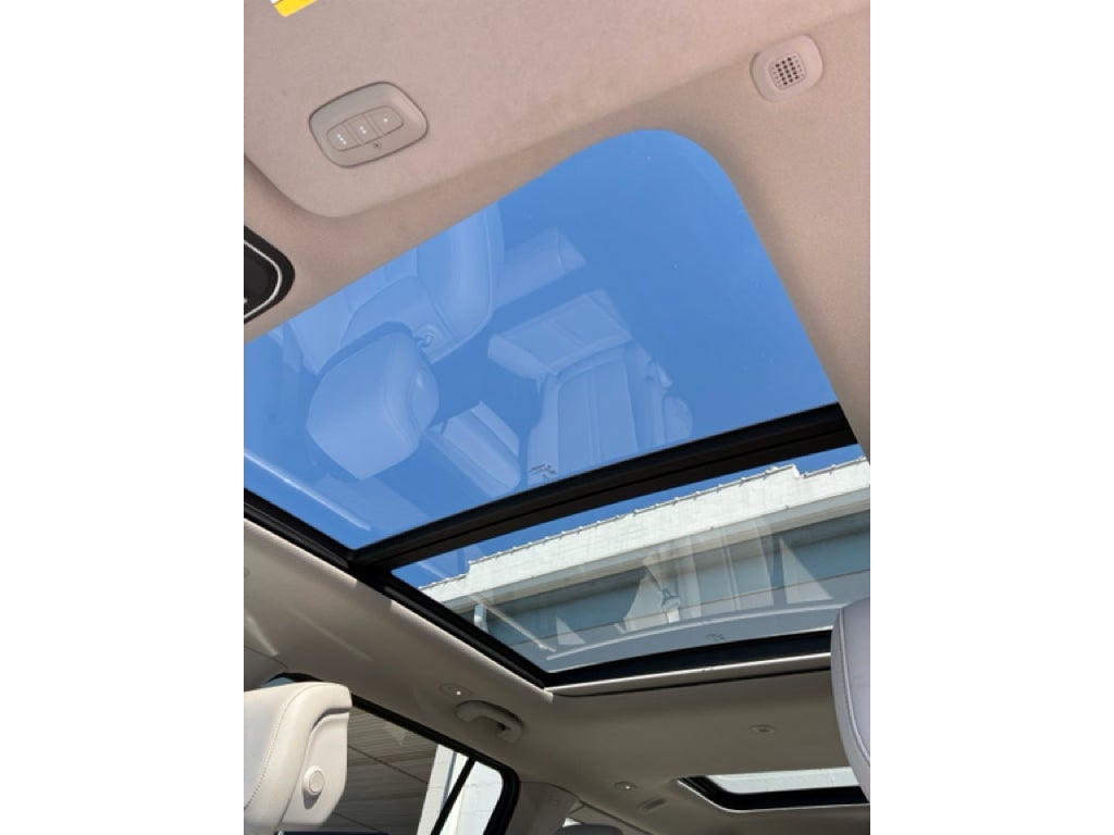 2022 Jeep Wagoneer Series III 4x4