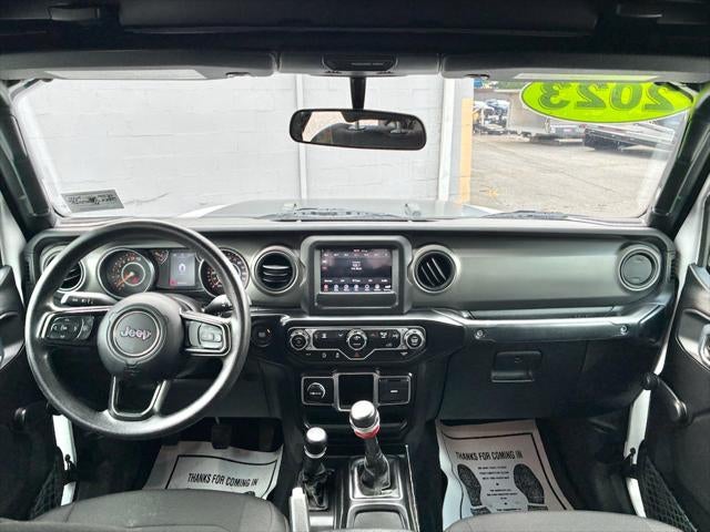 2023 Jeep Gladiator Willys Sport