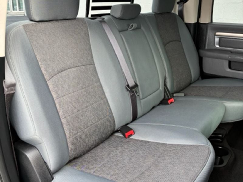 2017 RAM 1500 Big Horn Crew Cab 4x4 5'7' Box