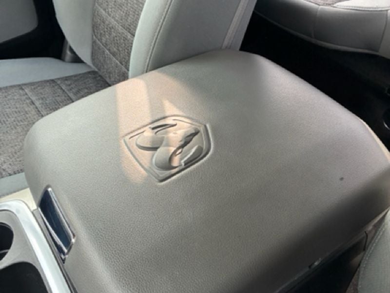 2017 RAM 1500 Big Horn Crew Cab 4x4 5'7' Box