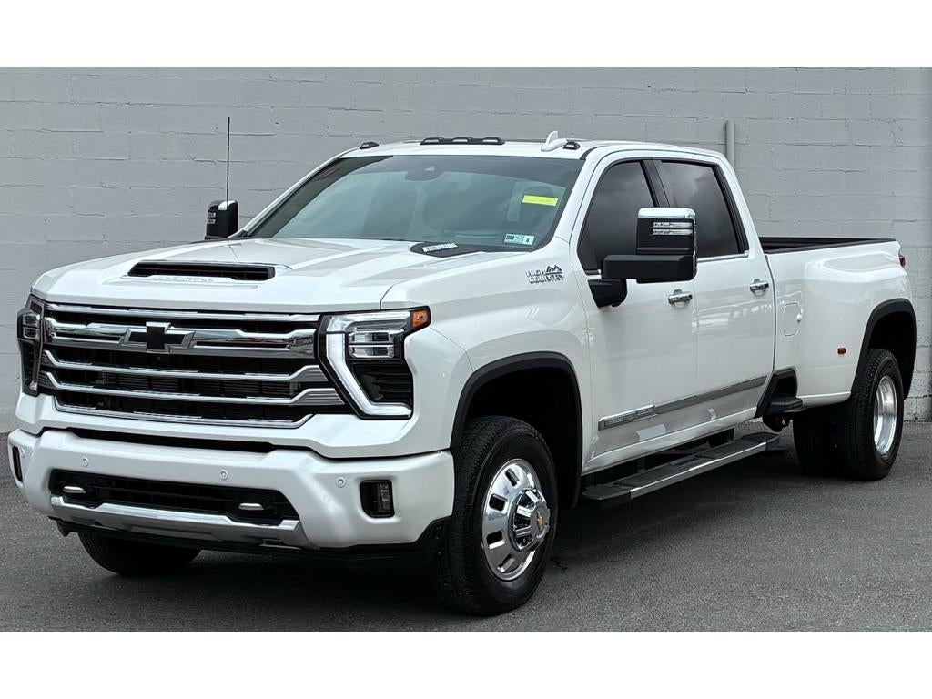 2025 Chevrolet Silverado 3500HD 4WD Crew Cab Long Bed High Country