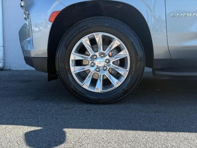 2024 Chevrolet Suburban 4WD Premier