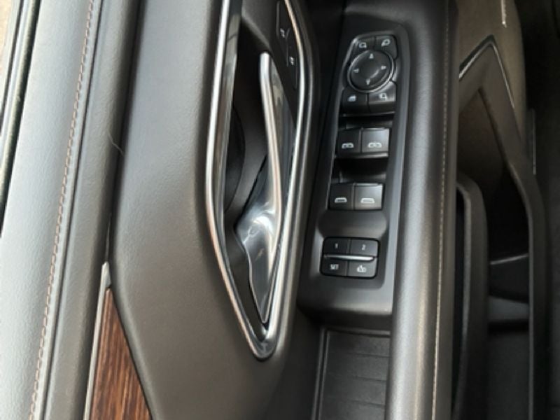 2023 Chevrolet Suburban 4WD High Country