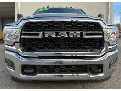 2021 RAM 3500 Tradesman Crew Cab 4x4 8' Box