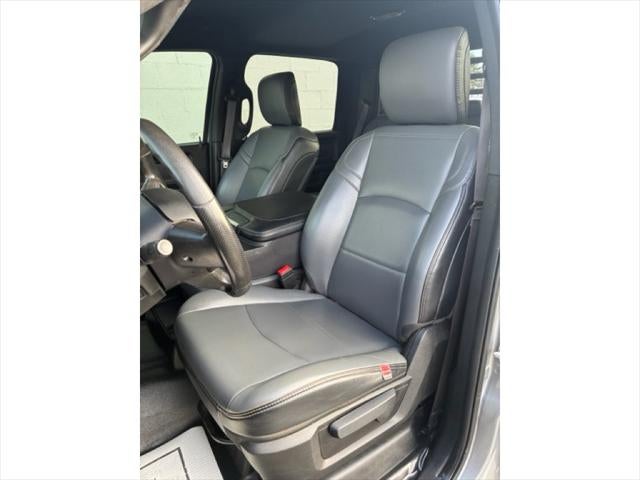 2021 RAM 3500 Tradesman Crew Cab 4x4 8' Box