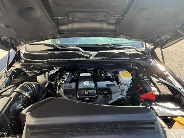 2023 RAM 2500 Limited Crew Cab 4x4 6'4' Box