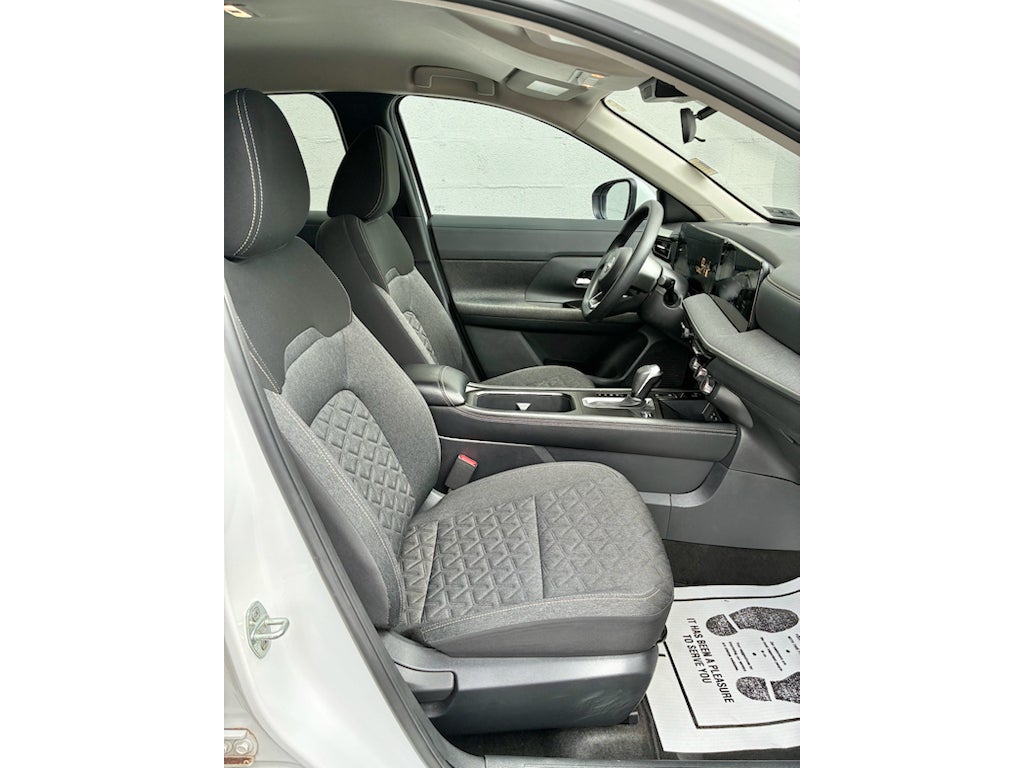 2025 Nissan Kicks SV Intelligent AWD