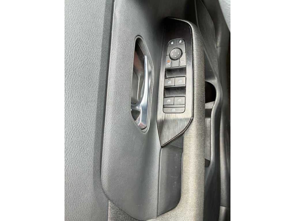 2025 Nissan Kicks SV Intelligent AWD