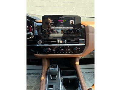 2023 Nissan Pathfinder Platinum 4WD