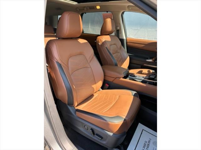 2023 Nissan Pathfinder Platinum 4WD