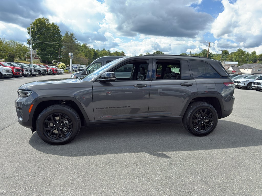 2024 Jeep Grand Cherokee Altitude