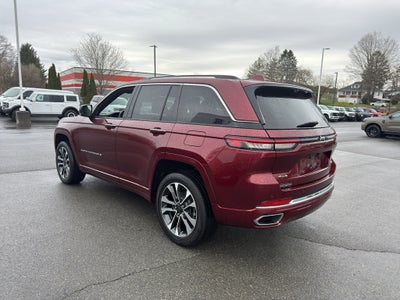 2022 Jeep Grand Cherokee Overland