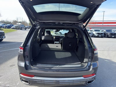 2025 Jeep Grand Cherokee Summit