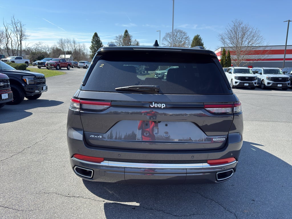 2025 Jeep Grand Cherokee Summit