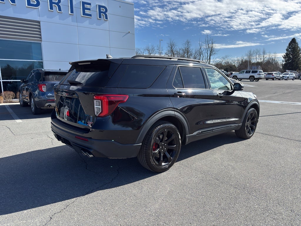 2022 Ford Explorer ST