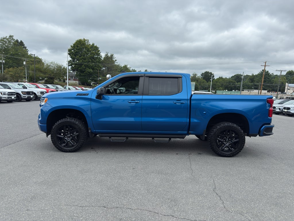 2023 Chevrolet Silverado RST