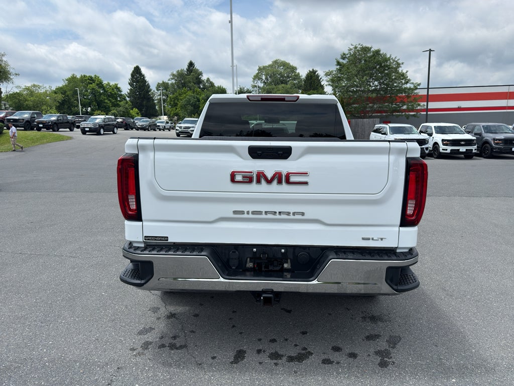 2025 GMC Sierra SLT