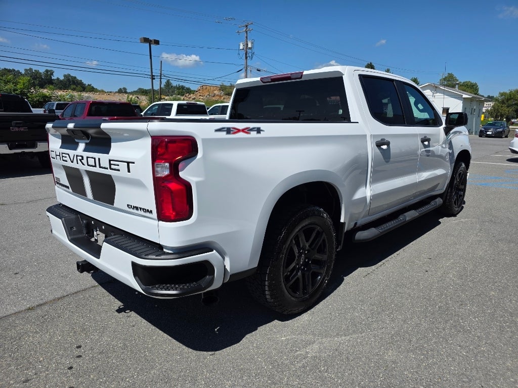 2022 Chevrolet Silverado 1500 LTD Custom