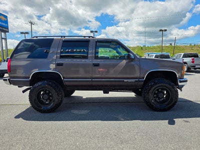 1997 GMC Yukon Base