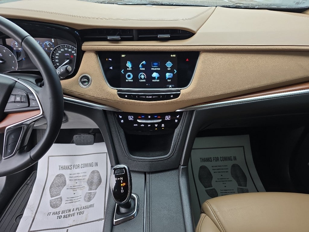 2017 Cadillac XT5 Platinum AWD