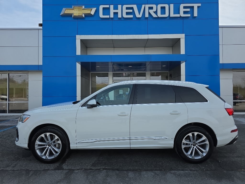 2025 Audi Q7 Premium Plus