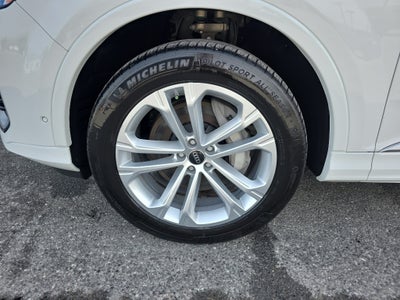 2025 Audi Q7 Premium Plus