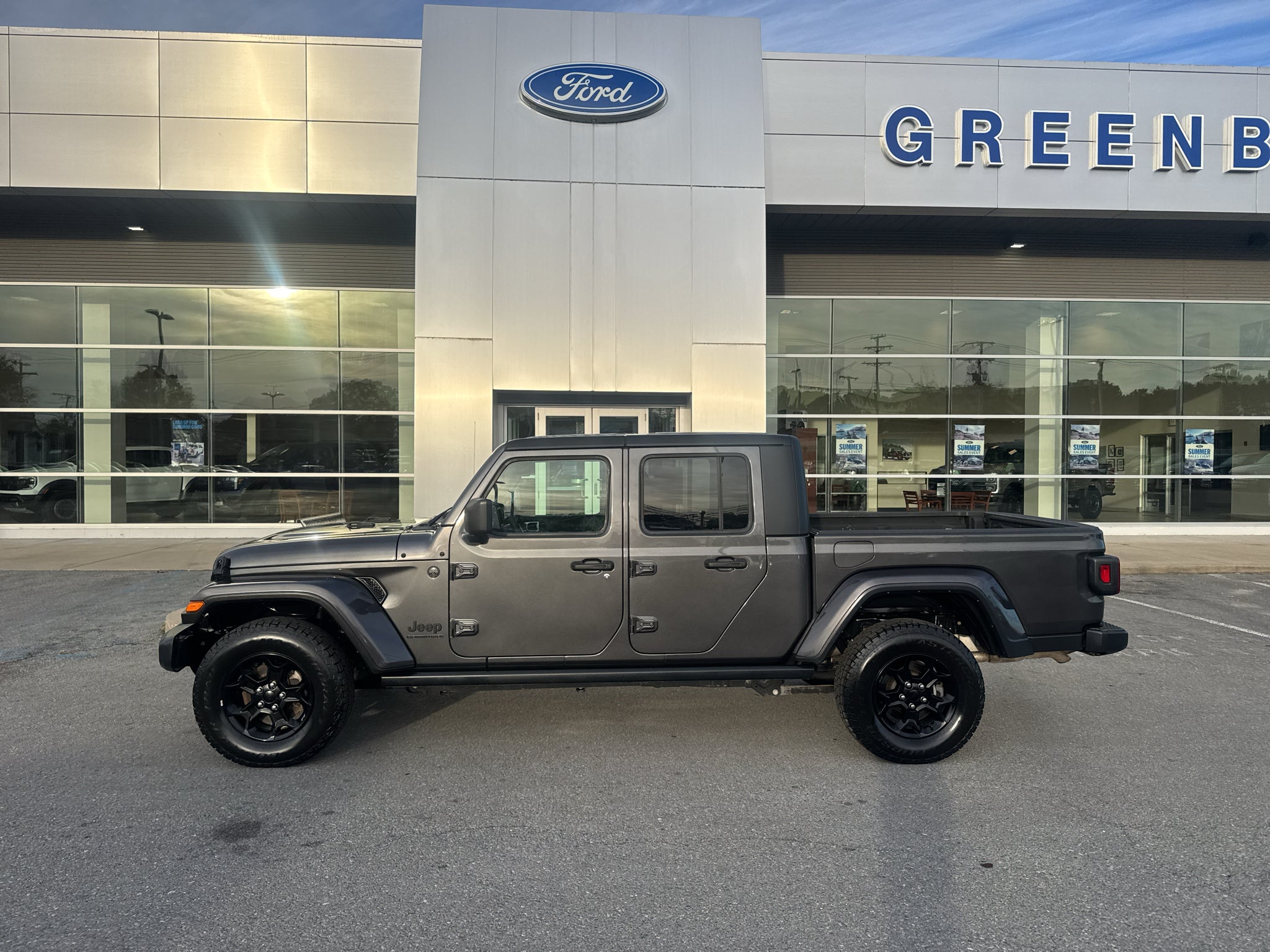 2023 Jeep Gladiator Willys