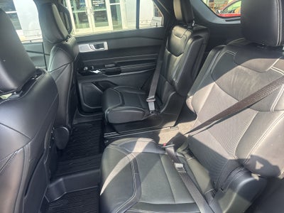 2024 Ford Explorer ST