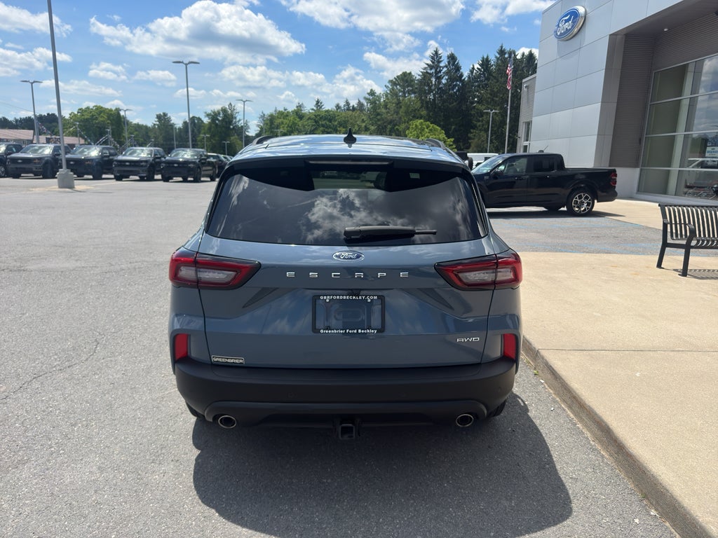 2025 Ford Escape ST-Line Select