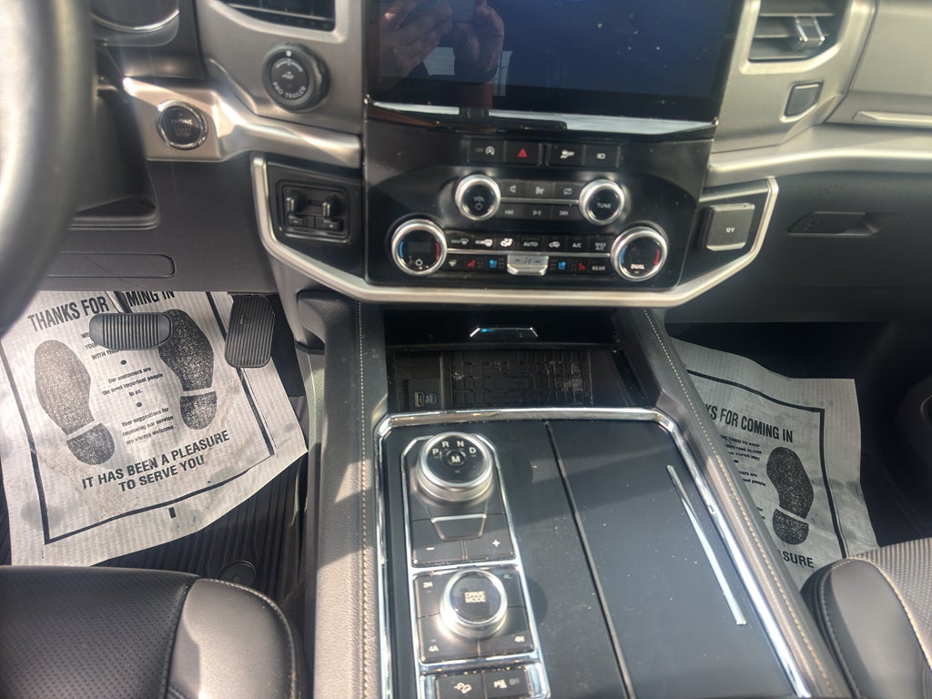 2024 Ford Expedition XLT