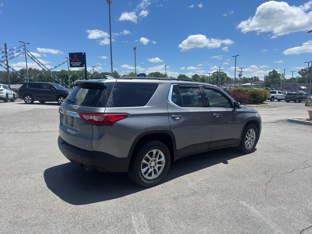 2021 Chevrolet Traverse LT Cloth
