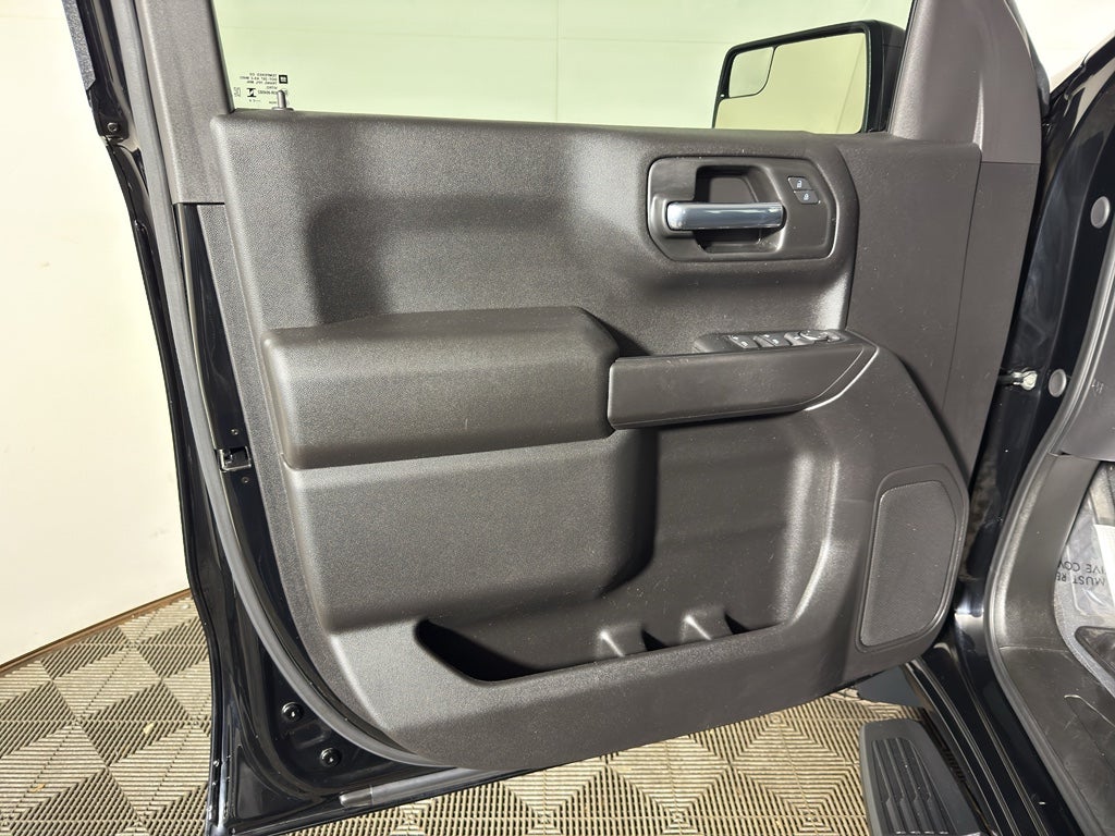 2025 Chevrolet Silverado Custom Trail Boss