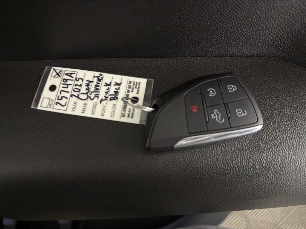 2025 Chevrolet Silverado Custom Trail Boss