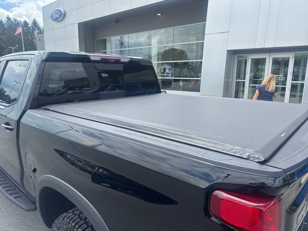 2023 Chevrolet Silverado ZR2