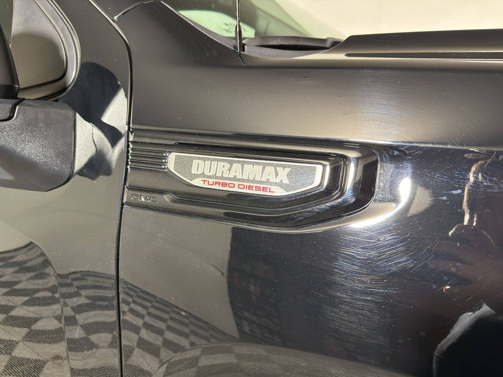 2025 GMC Sierra Elevation