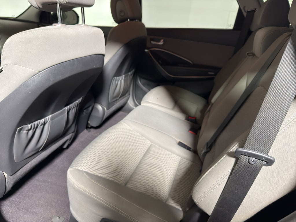 2017 Hyundai Santa Fe XL SE