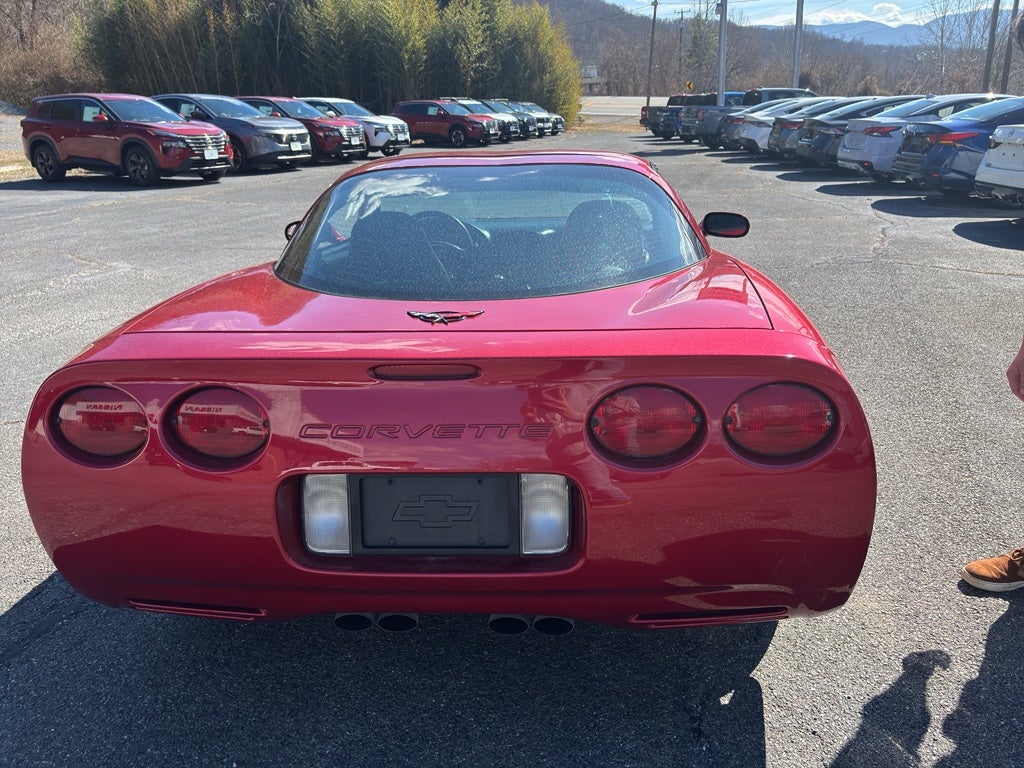 2000 Chevrolet Corvette Base