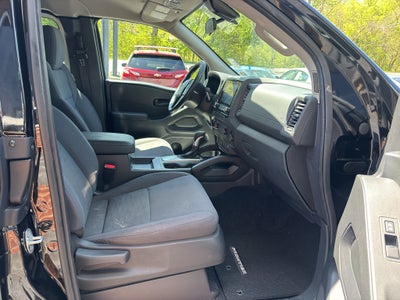 2022 Nissan Frontier S