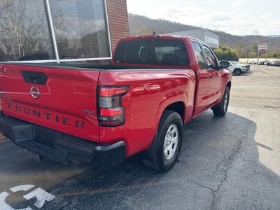 2022 Nissan Frontier S