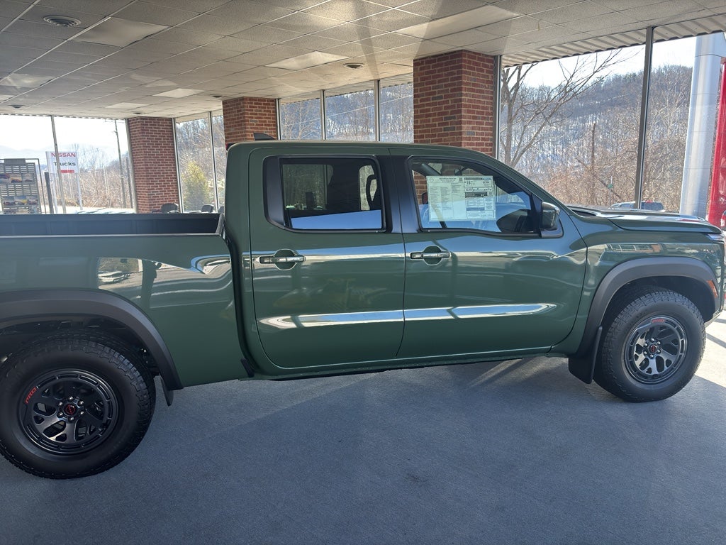 2025 Nissan Frontier PRO-4X