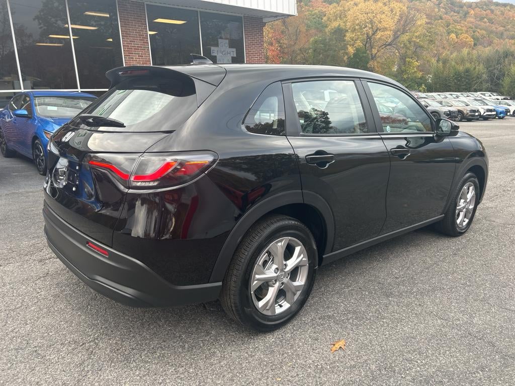 2025 Honda HR-V LX