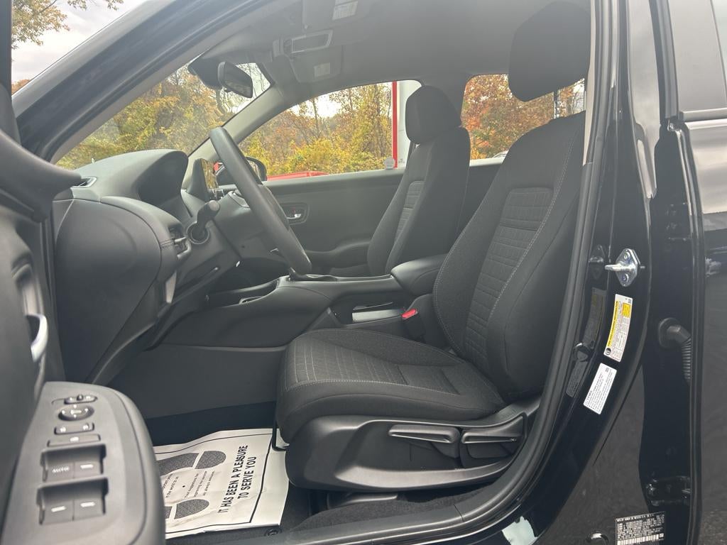 2025 Honda HR-V LX