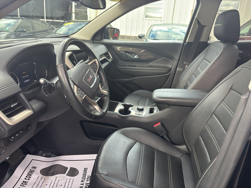 2023 GMC Terrain Denali