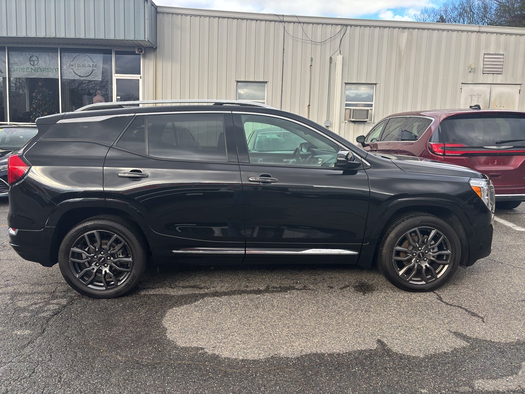 2023 GMC Terrain Denali