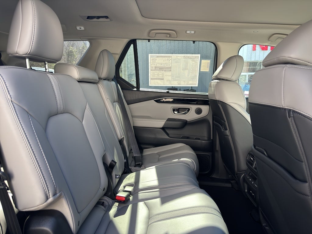 2025 Honda Pilot Touring