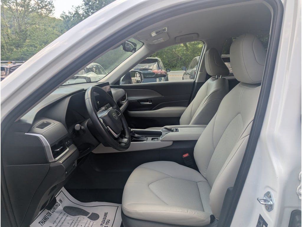 2025 Toyota Grand Highlander XLE